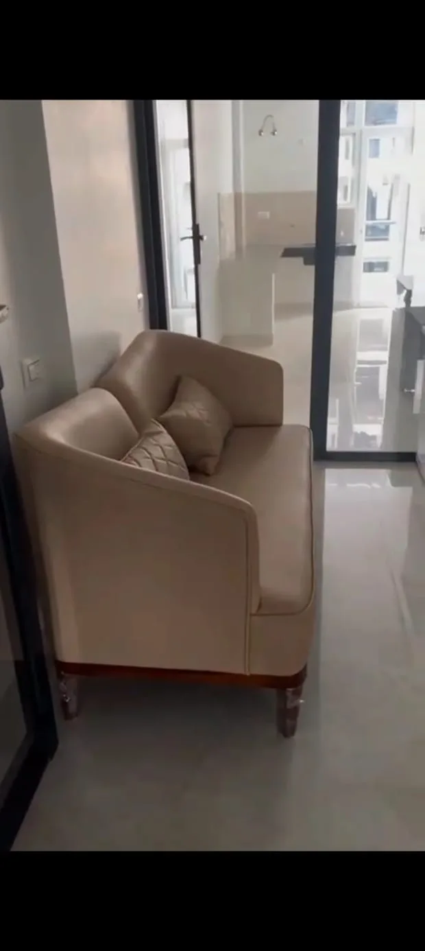 Fully Furnished Commercial Space for Rent — photo 1
