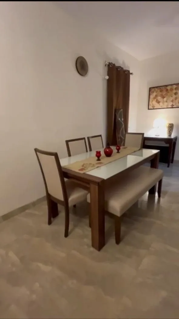 Fully Furnished 2 BHK Apartment on Higher Floor for Rent