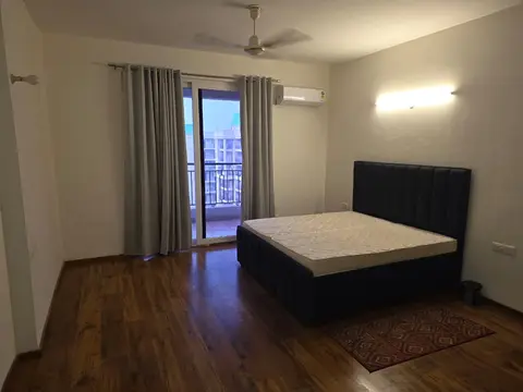 Fully Furnished 4+1 BHK Apartment for Rent — photo 6